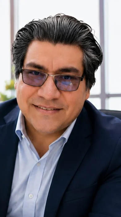 Vicente Vásquez, consultor de seguros